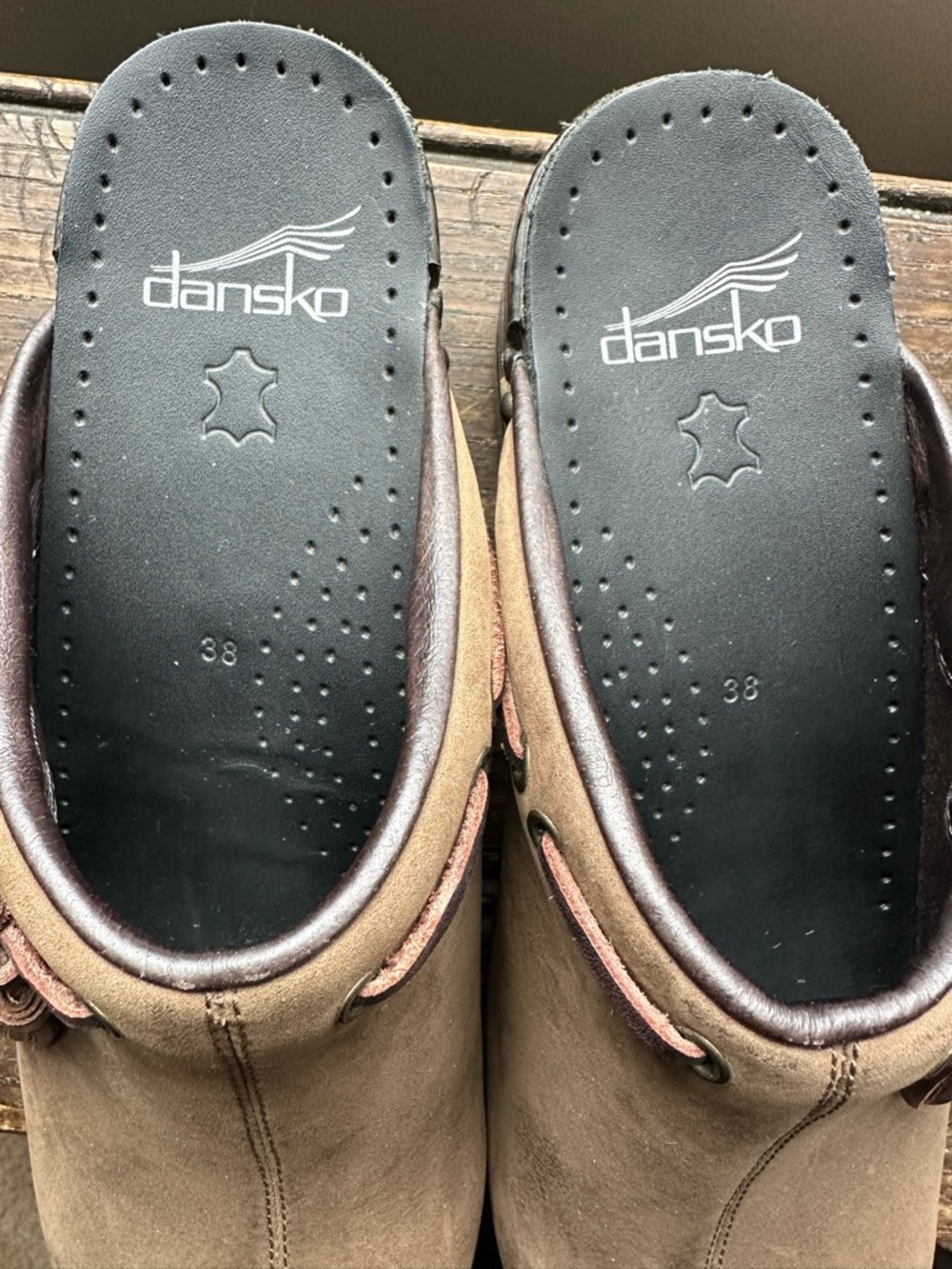 Dansko • Shannon Tassell Brown Leather‎ Mule Clogs - Picture 3 of 8